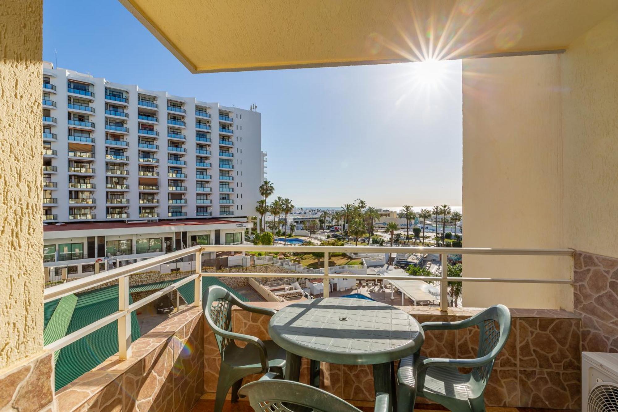 בנאלמדנה Apartamentos Tamarindos מראה חיצוני תמונה